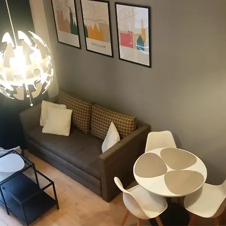 Droinvest Zarembowicza 33 Lotnisko Airport Appartement