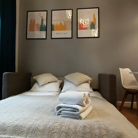 Droinvest Zarembowicza 33 Lotnisko Airport Appartement