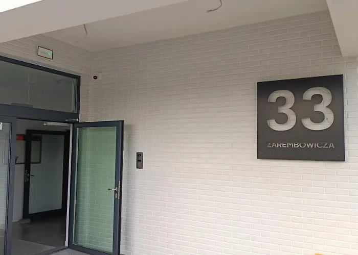 Droinvest Zarembowicza 33 Lotnisko Airport Appartement *