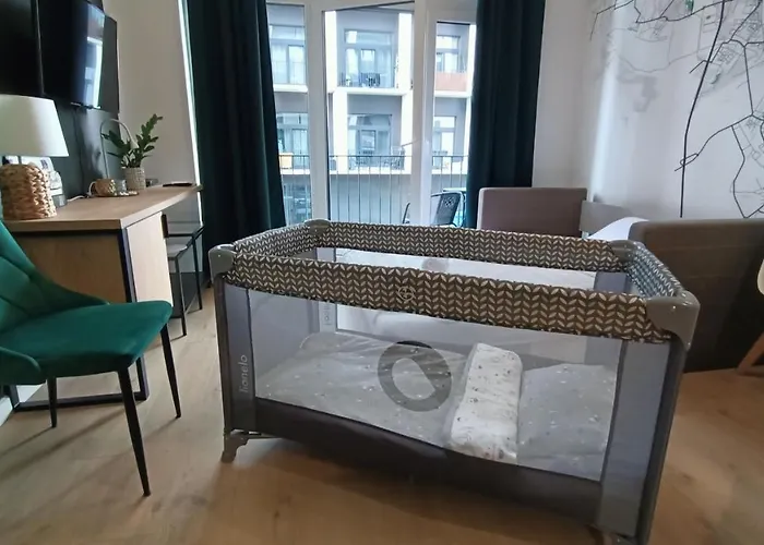 Droinvest Zarembowicza 33 Lotnisko Airport * 브로츠와프